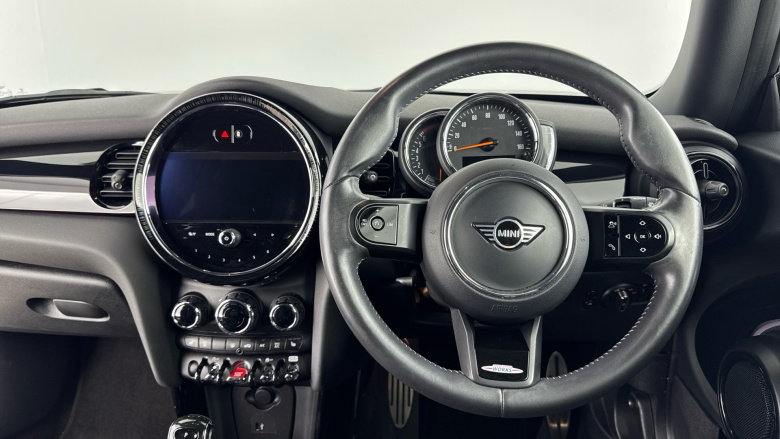 MINI Hatchback 1.5 Cooper Sport 3dr Auto Petrol Hatchback